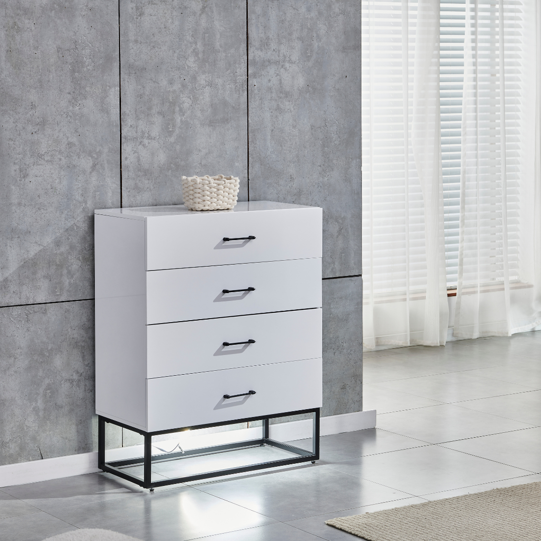 Commode Alya laque Blanc pieds noir