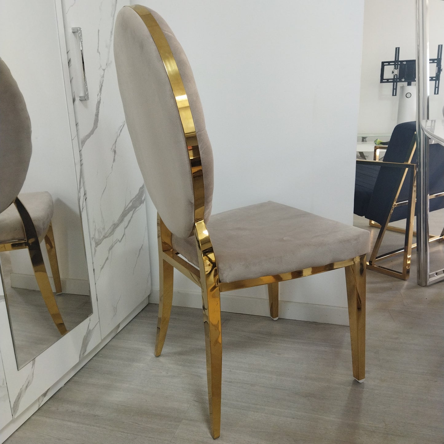 Chaise Ova Or velours taupe