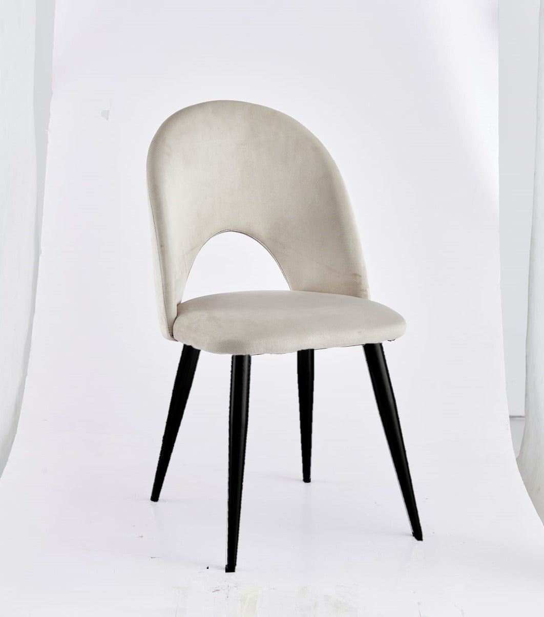 Chaise Amélia velours taupe pied noir