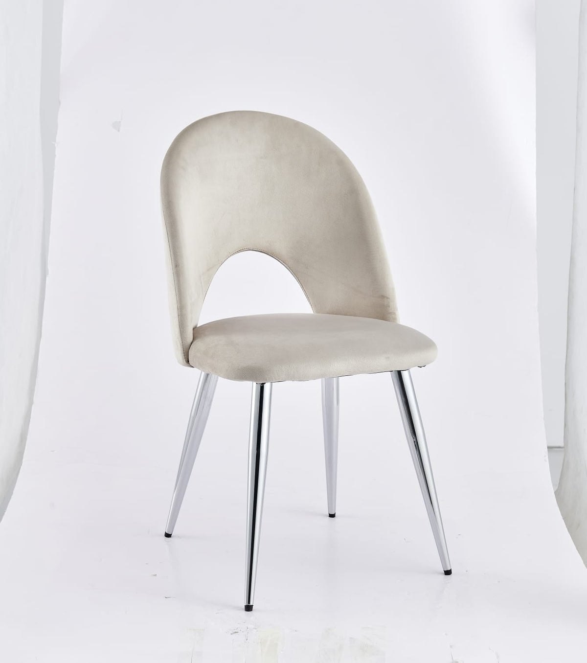 Chaise Amélia velours gris pied chrome