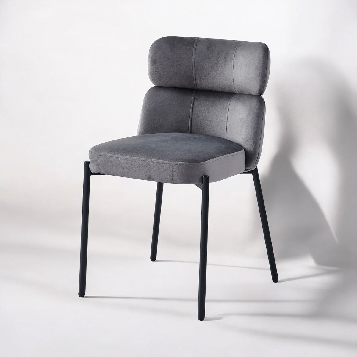 Chaise Stephany velours gris pied doré