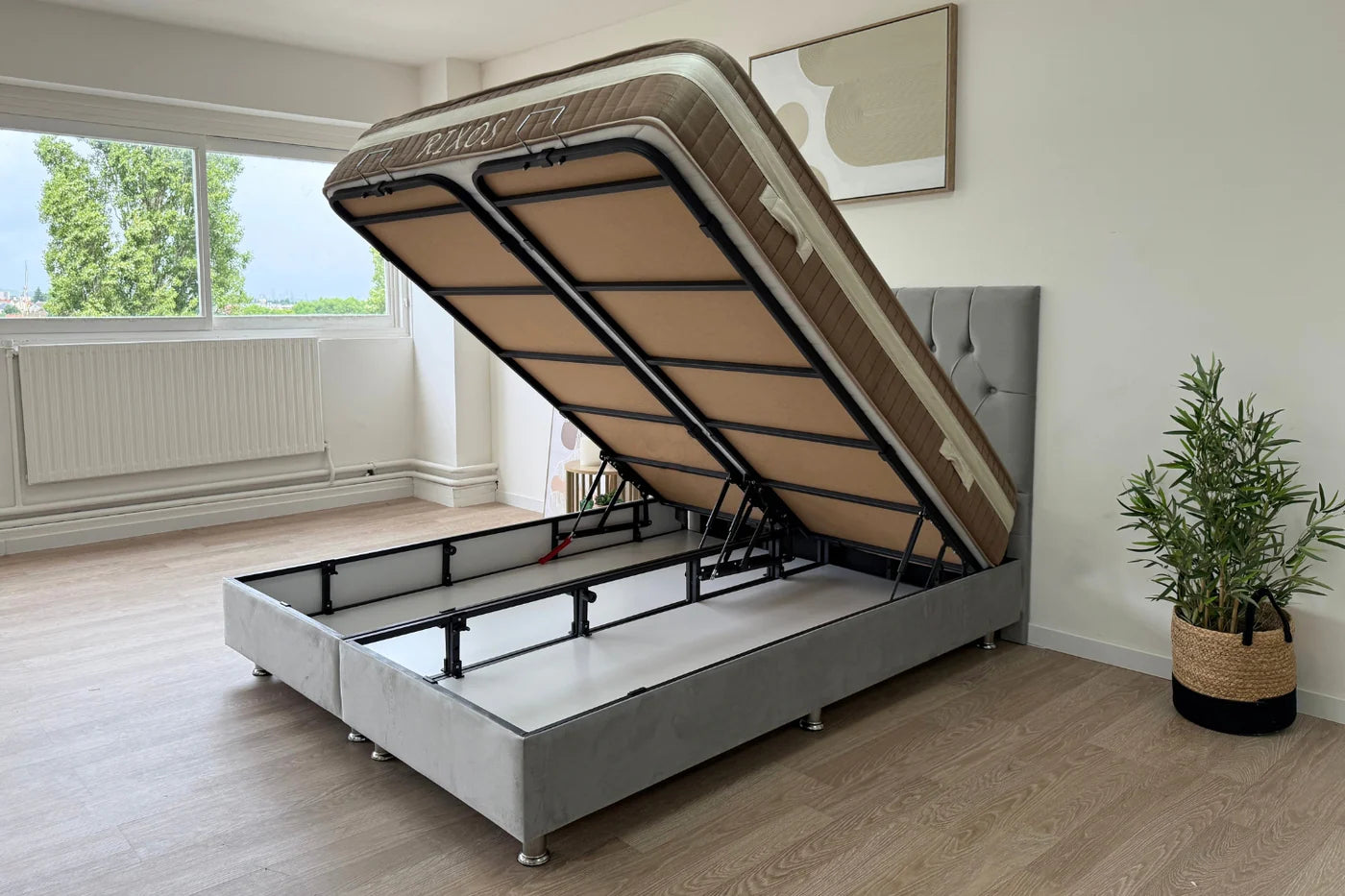 Lit Coffre Hugo Capitonnée Velours