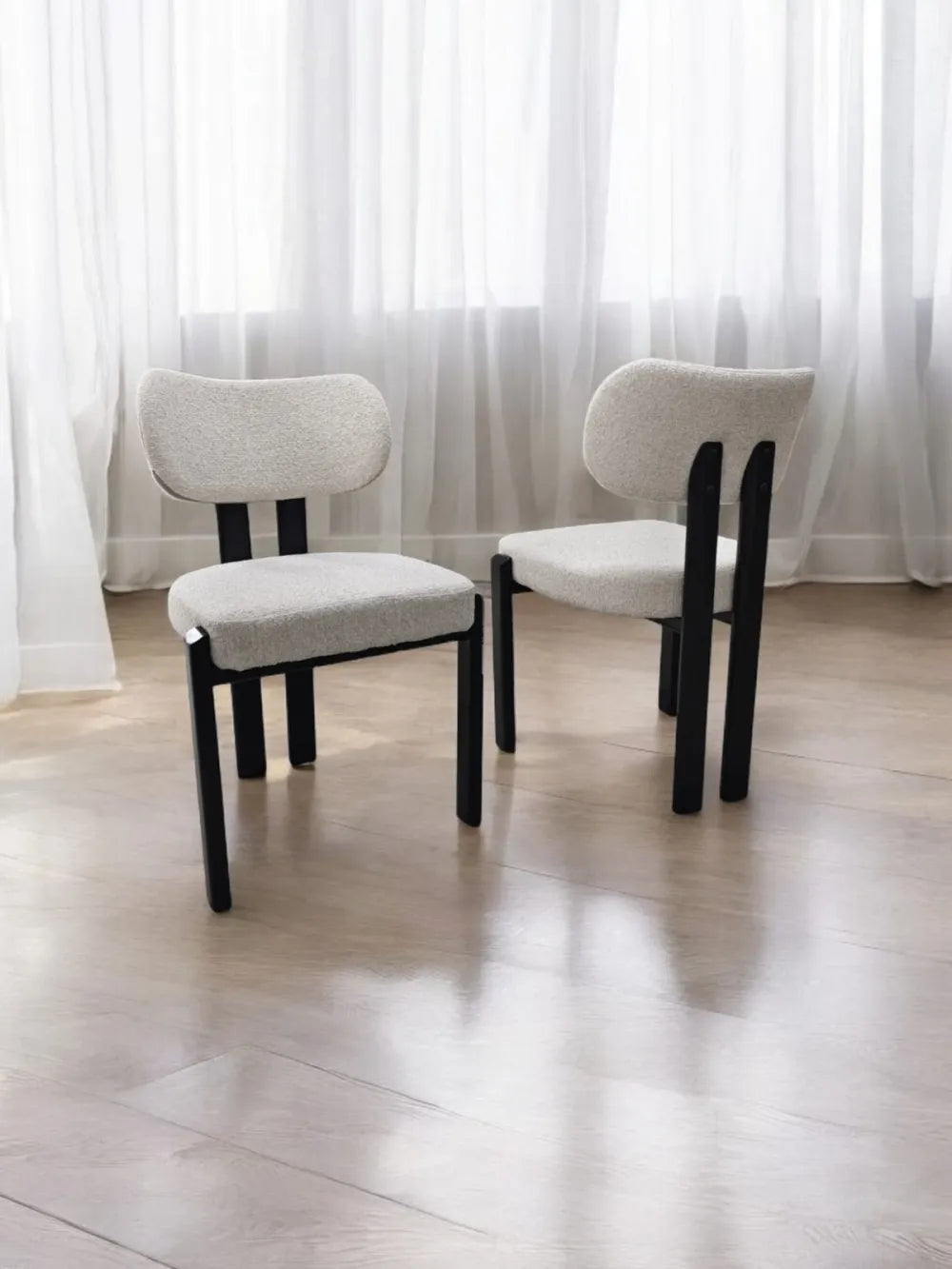 Chaise Hera tissu chenille pied noyer