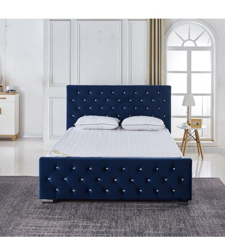 Lit Prestige Capitonne Avec Diamant Velours - 160x200, Bleu