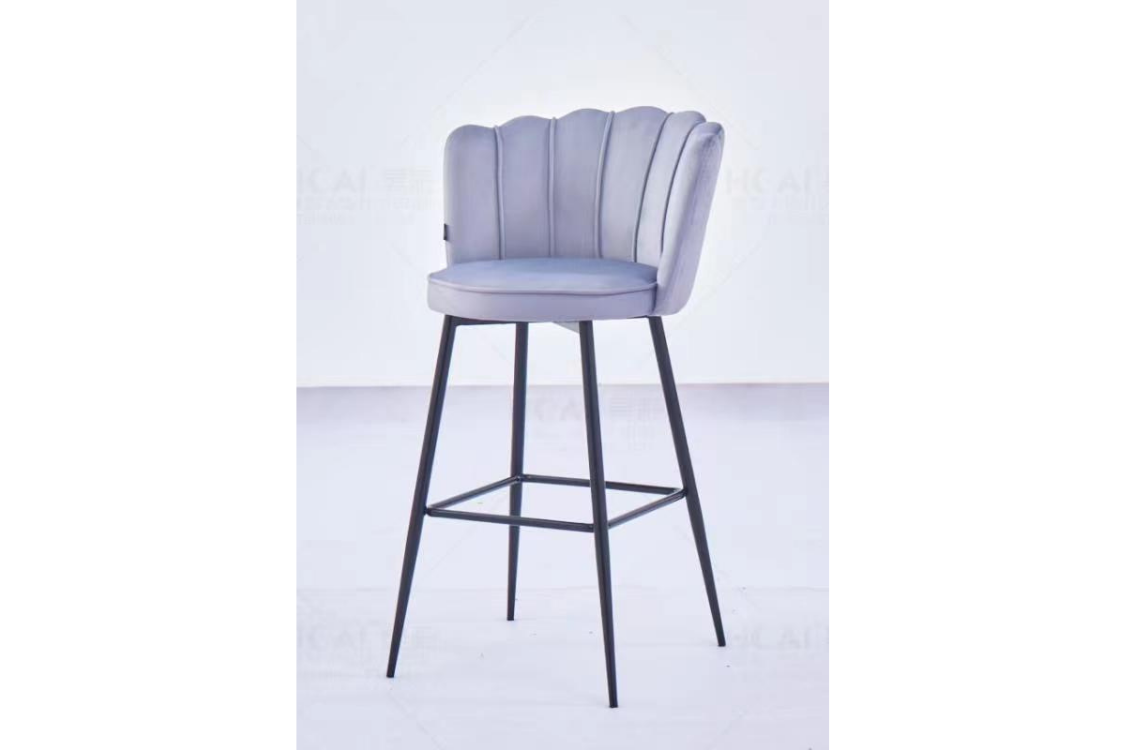 Tabouret de bar Nymphéa en velours Pied métal noir couleur silver