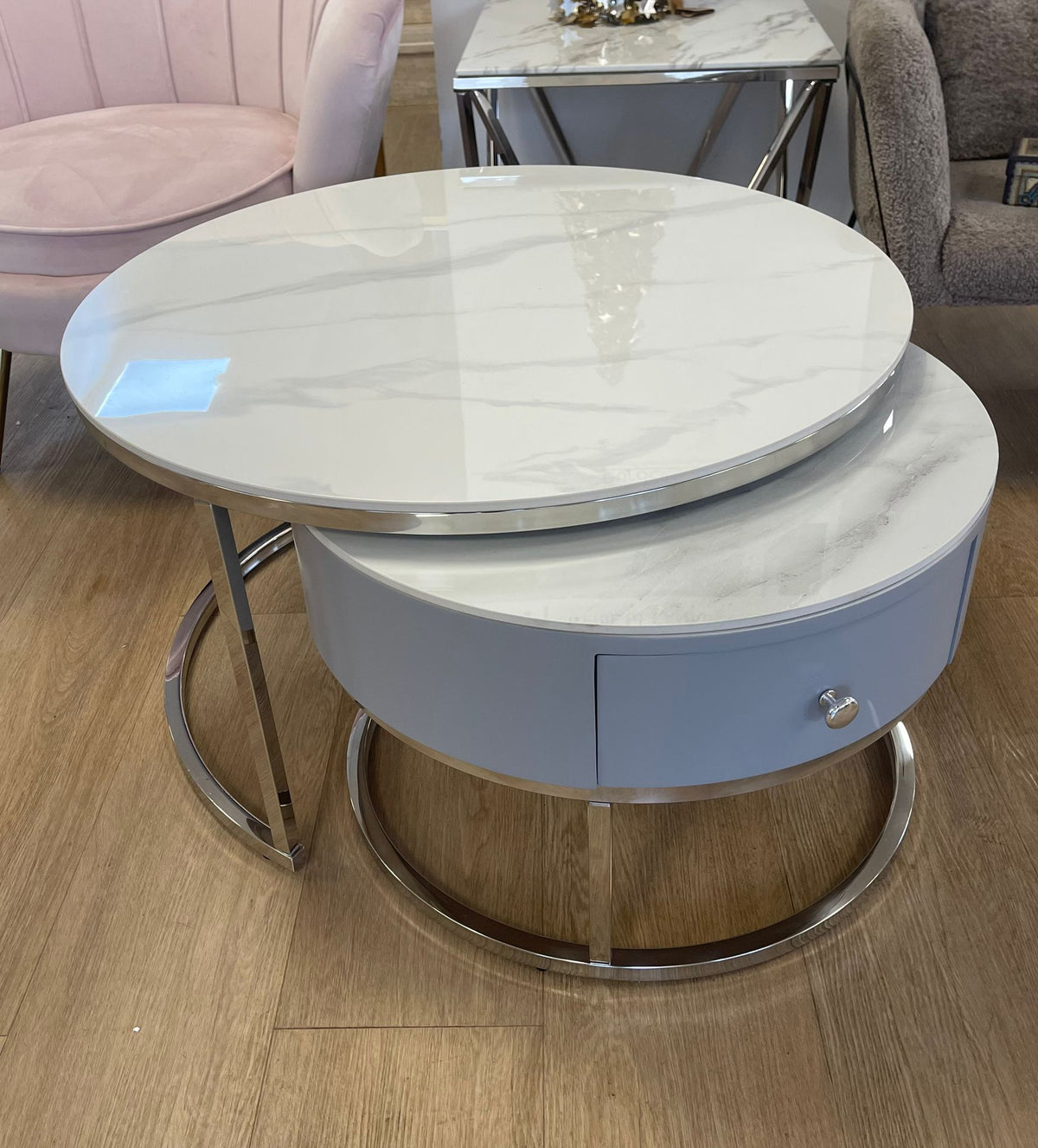 Table Basse Gigogne Novela Tiroir Gris Pieds Chrome Marbre Blanc 80+60