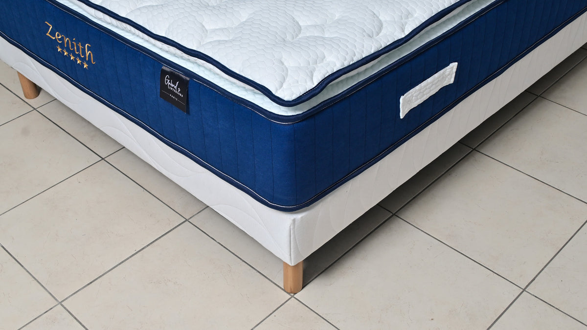 Matelas A Resorts Avec Sur Matelas Zenith - 140x190x32